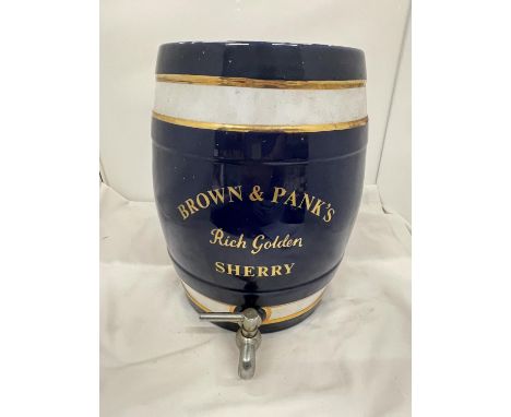 A CERAMIC VINTAGE BROWN &amp; PANKS RICH GOLDEN SHERRY BARREL 
