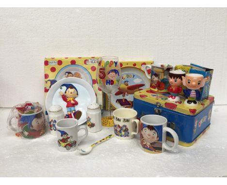 A LARGE COLLECTION OF NODDY MEMORABILIA TO INCLUDE A ROYAL WORCESTER CHILD'S TWO HANDLED MUG IN THE SHAPE OF EARS TOGETHER WI
