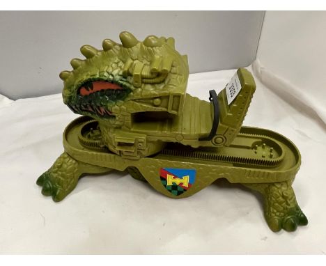 A MATTEL 1983 HE MAN AND THE MASTERS OF THE UNIVERSE WALKER 