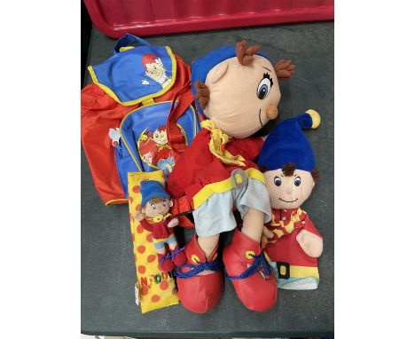 VARIOUS NODDY ITEMS TO INCLUDE TWO RUCKSACKS, A HAND PUPPET AND A CASE 