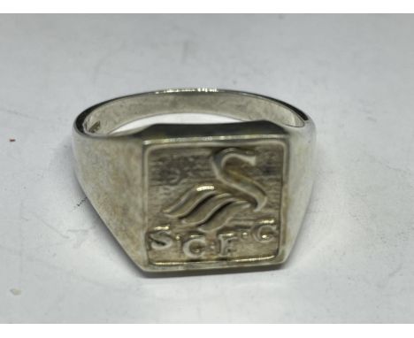 A SILVER SWANSEA CITY FOOTBALL CLUB RING IN A PRESENTATION BOX 