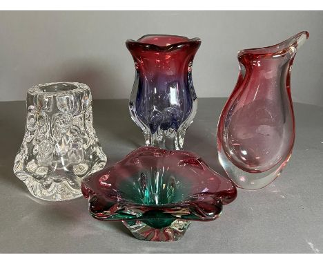 Four Art glass vases and dishes of various sizes (H19cm)Condition Report light scratches