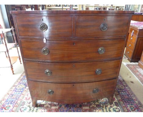 A 19th century mahogany five drawer bowfronted chest on splayed bracket feet - Height 1.13 m x Width 1.09 m x Depth 60 cm 