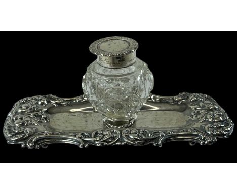 HENRY CLIFFORD DAVIS; an Edward VII hallmarked silver cut glass inkwell with hallmarked silver top, Birmingham 1904, height 5