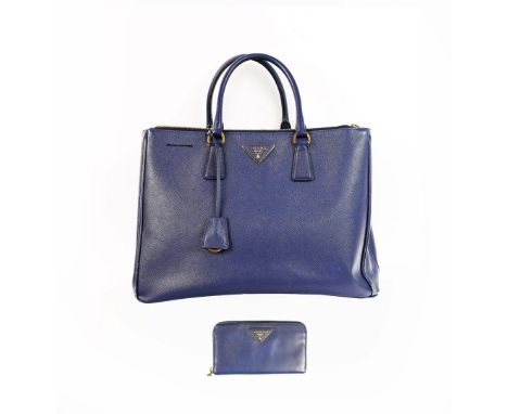PRADA LARGE GALLERIA TOTE IN BLUETTE SAFFIANO LUX WITH MATCHING PURSE. gold tone hardware, bag 36cm x 16cm x 26cm H approx, w