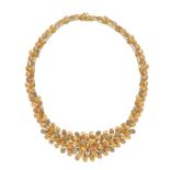 FLOWERHEAD COLLAR NECKLACE