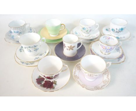 LARGE COLLECTION OF VINTAGE PART TEA/COFFEE SETS
Wedgwood, Roslyn 'Bracken', Queen Anne 'Linda', Elizabethan 'Woodbury', Roya