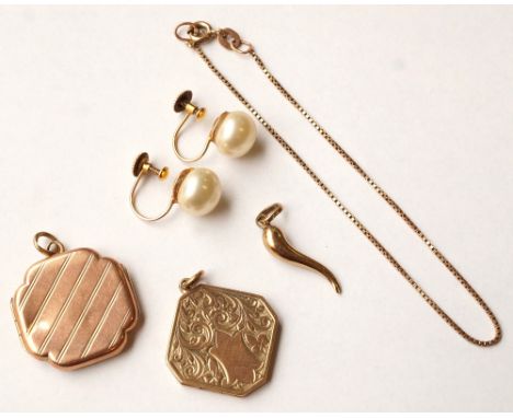 SELECTION OF NINE CARAT GOLD JEWELLERY
comprising two nine carat gold locket pendants, two pearl stud earrings in nine carat 