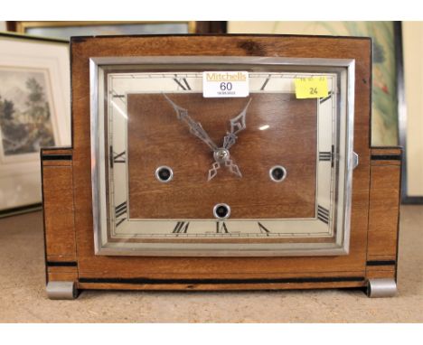 Early to mid 20th century mantle clock