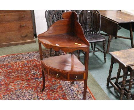 A Georgian mahogany corner washstand with shelf and three drawers, height 108 cm, width 66 cm, depth 44 cm