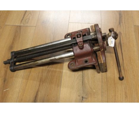Parkinson No 15 bench clamp vice