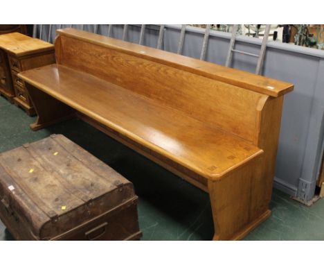 Arts &amp; Crafts style oak bench, suitable for kitchen or garden, height 86 cm, width 235 cm, depth 59 cm