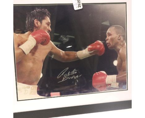 Boxing: framed Roberto Duran signed photograph with CoA from Autograph Art, 75 x 55 cm. Not available for in-house P&amp;P, c