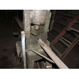 Heavy duty hyd. angle shear.