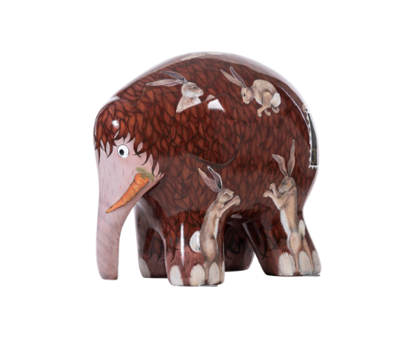 This design is inspired by Sarah Edward’s love ofcreating paper animal collages, of which haresare a favourite. The design is