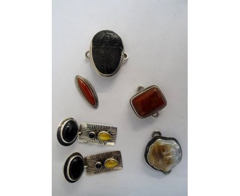 SELECTION OF TABRA SILVER JEWELLERYcomprising a fossil set charm, a mother of pearl set charm, a carnelian set charm, a pair 