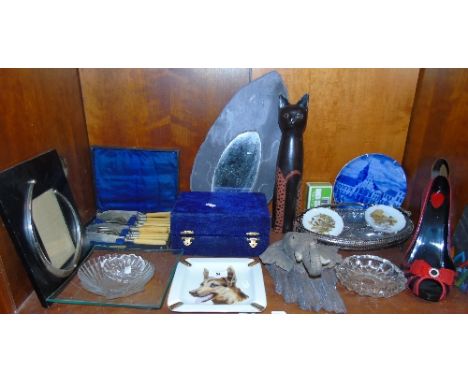 A Shelf of Ornaments.