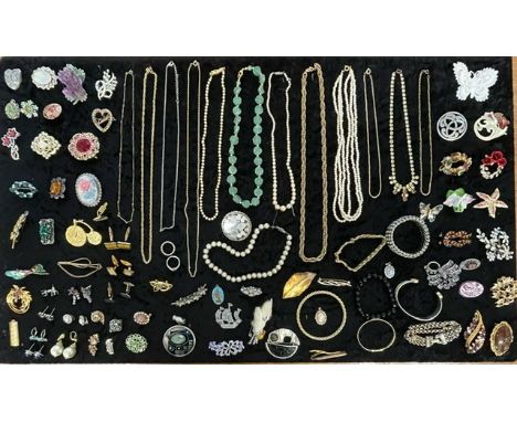 Collection of Vintage Costume Jewellery