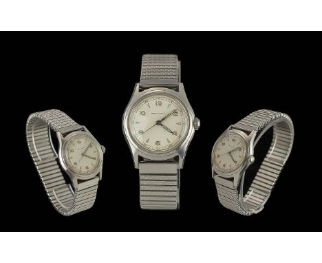 Baume &amp; Mercier Gents Stainless Steel Incabloc Water Resistant Mechanical Wrist Watch. Case Number 361740. Features Secon