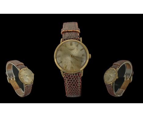 Longines Gent's Pleasing 9ct Gold Cased Manual Wind Wrist Watch, marked 9.375, features well designed dial and gold markers, 