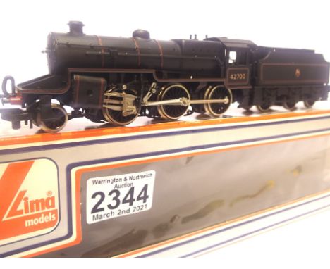 Lima 2.6.0 and tender, 42700 BR Black, Early Crest. P&P Group 1 (£14+VAT for the first lot and £1+VAT for subsequent lots)Con