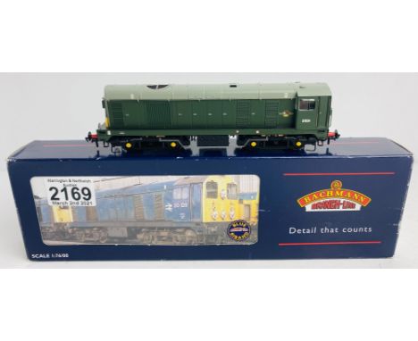 Bachmann 32-028 Class 20 D8134 BR Green Includes Detail Pack &amp; Papers etc Boxed P&amp;P Group 1 (£14+VAT for the first lo