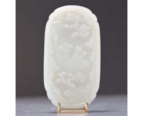 White jade decorated with Qing period figures and landscapes - Weight:  105 g - Region: Chine - Sizes: L=115mm l=60mm - Condi