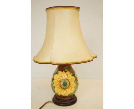 Moorcroft lamp total height including shade 45 cm 