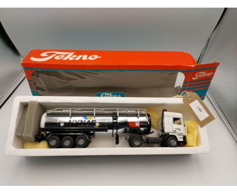 Manufacturer  - Tekno | Description - Seddon Atkinson Strato 350 & Tanker Trailer | Stock Code - 39 | Notes - Good - slight d