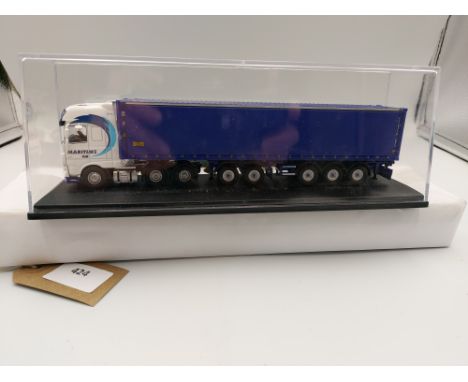 Manufacturer  - Oxford | Description - DAF XF & Container Trailer - Maritime | Stock Code - 76DXF001 | Notes - VGC - Box slig