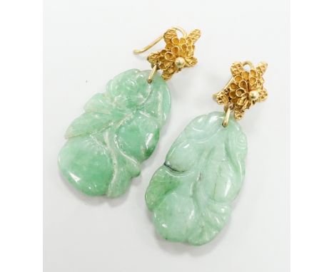 A pair of yellow metal and carved jade earrings, jade 30mm.