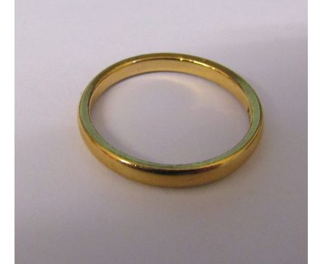 22 ct gold band ring size O weight 3.2 g