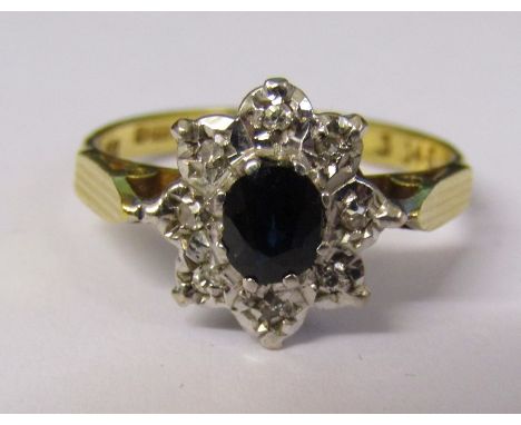 18ct gold sapphire and illusion set diamond cluster ring Birmingham 1977 size M/N weight 3.3 g