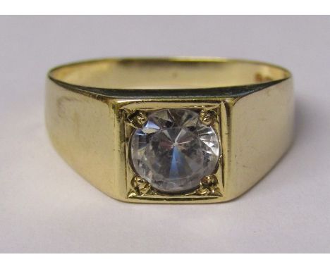9ct gold cubic zirconia solitaire ring size U weight 3.54 g