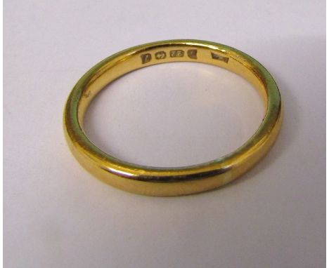 22ct gold band ring size N weight 4 g