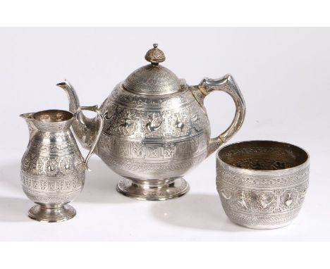 Victorian Scottish silver three piece tea service, Edinburgh 1871, maker William Marshall, consisting of teapot, milk jug and