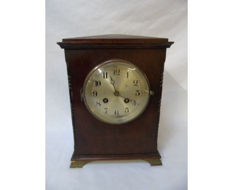 Vioctorian mahogany mantle clock