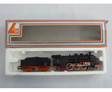Lima HO gauge steam engine and tender