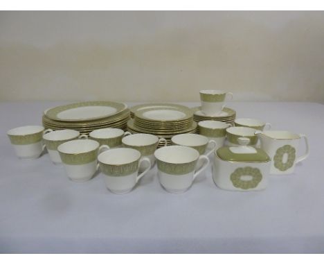 Royal Doulton Sonnet pattern, part dinner service to include plates, bowls, cups and saucers (60)