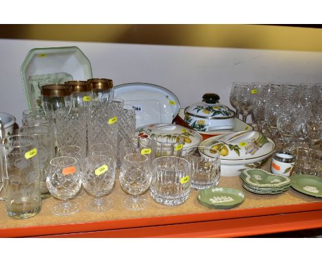 A QUANTITY OF CERAMIC AND GLASSWARE, to include four Wedgwood green Jasperware trinket dishes, a Villeroy &amp; Boch 'Botanic