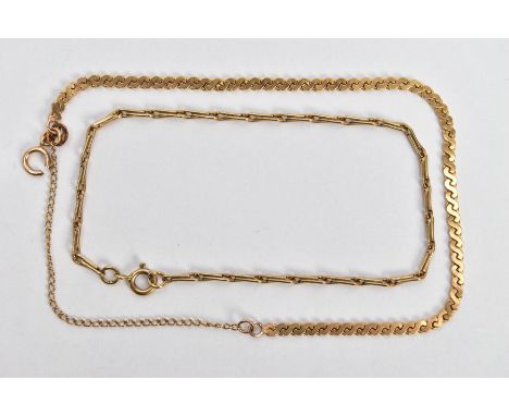 TWO 9CT GOLD BRACELETS, the first an 'S' link chain bracelet fitted with an AF spring clasp hallmarked 9ct Sheffield, with ad