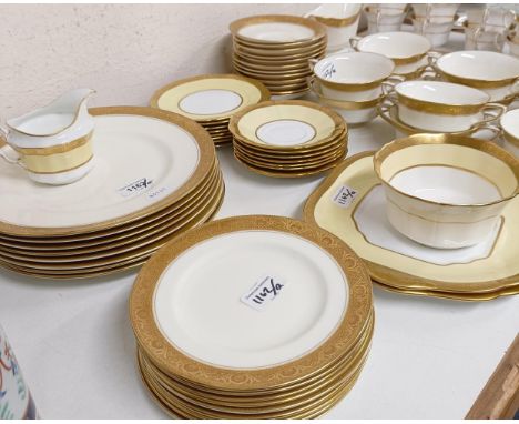 A part Royal Worcester dinner service and other ceramics (qty)