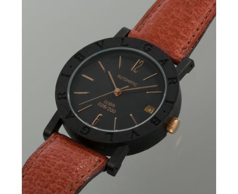 GENTLEMAN'S BVLGARI CARBON GOLD AUTOMATIC LIMITED EDITION WRISTWATCH
c.2012, carbon effect black case and dial with gold bato