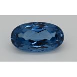 1 loser Stein wohl Blautopas, oval, transparent blau, ca. 3,05cm x 1,75cm x 1,25cm min. besch./Abpla