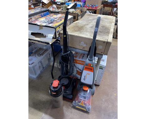 A Vax 1800W vacuum cleaner and a Vax Rapide Spring Clean carpet cleaner