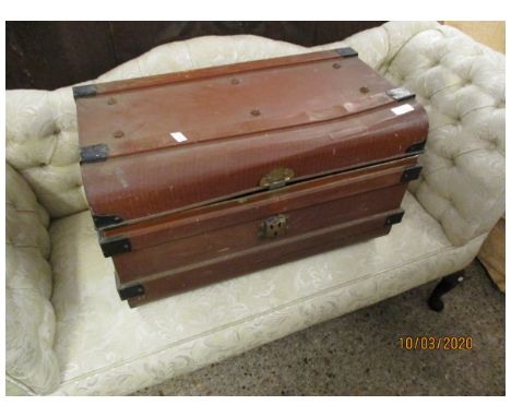 VINTAGE TIN TRUNK