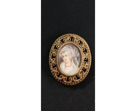PORTRAIT BROOCH