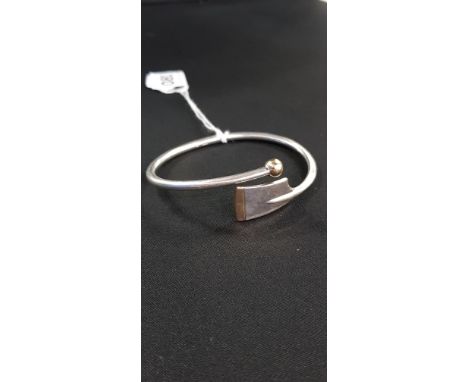 SILVER BANGLE 