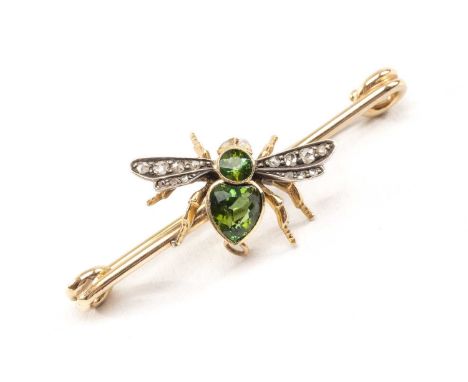 YELLOW METAL BAR BROOCH modelled as an insect brooch with opal eyes, diamond chip wings and peridot body, 4.3cms wide, 4.7gms