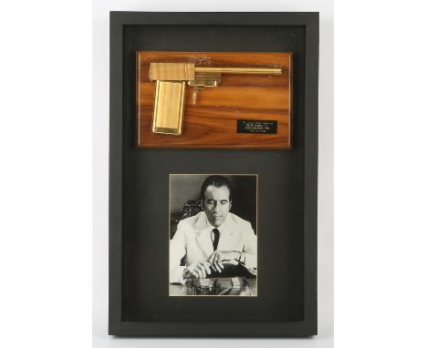 James Bond The Man With The Golden Gun - A replica golden gun, 24 karat gold-plated replica manufactured by S.D. Studios Ltd.